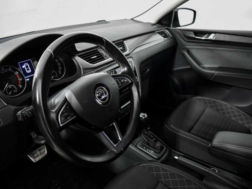 Купить Skoda Rapid, 2017, 97 486 км.. Фото: #8