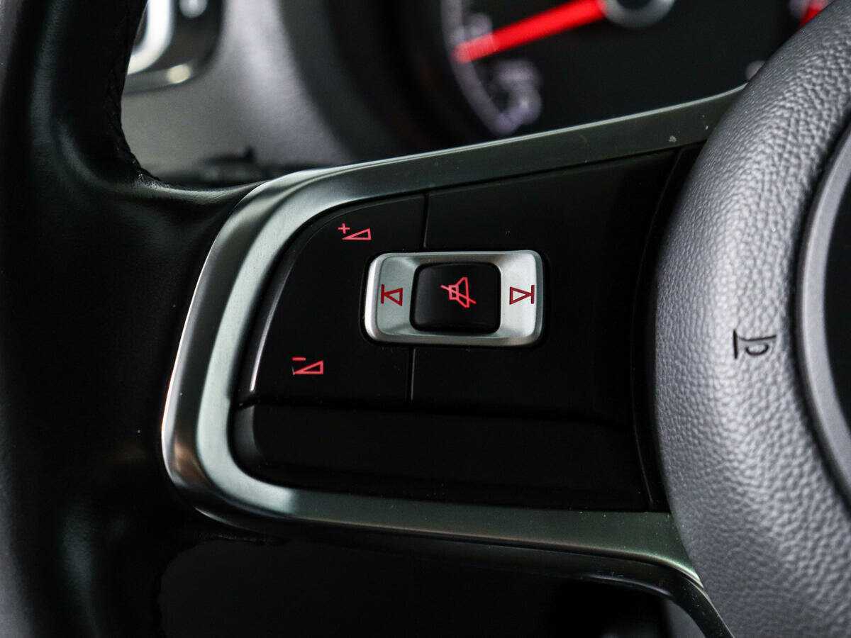 Купить Volkswagen Polo, 2018, 78 199 км.. Фото: #17