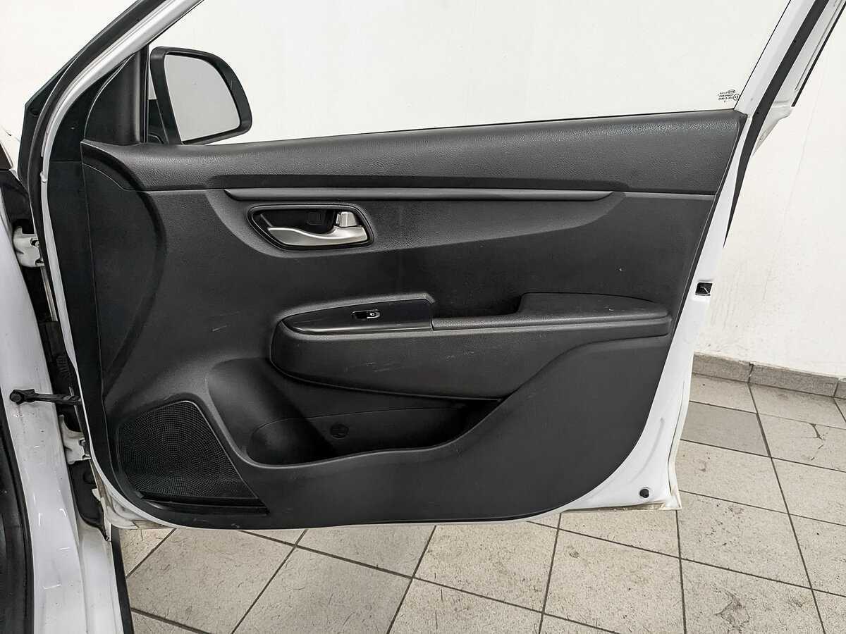 Купить Kia Rio, 2020, 190 362 км.. Фото: #21