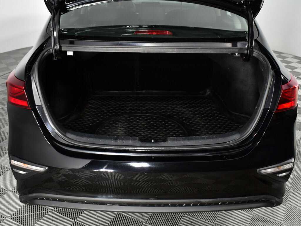 Купить Kia Cerato, 2019, 104 726 км.. Фото: #14