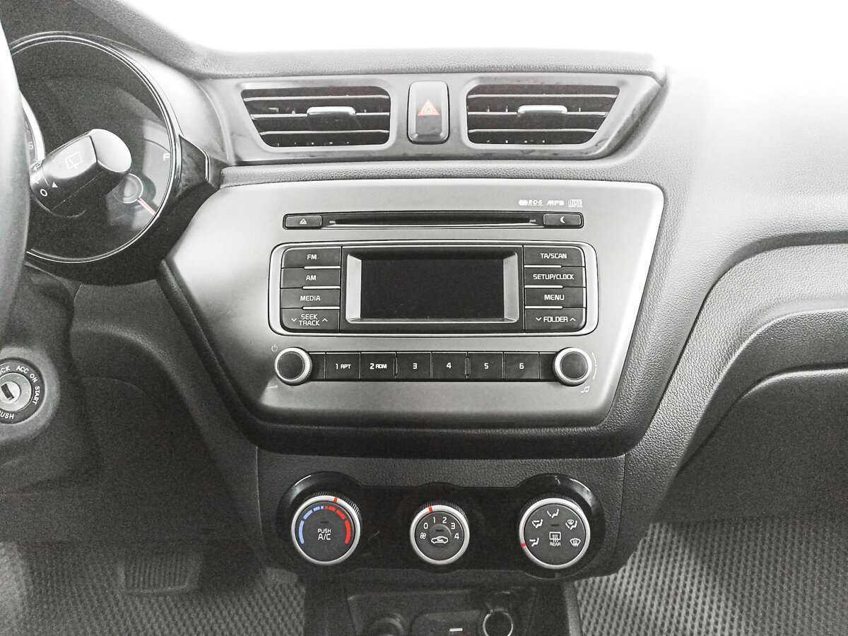 Купить Kia Rio, 2017, 127 733 км.. Фото: #12