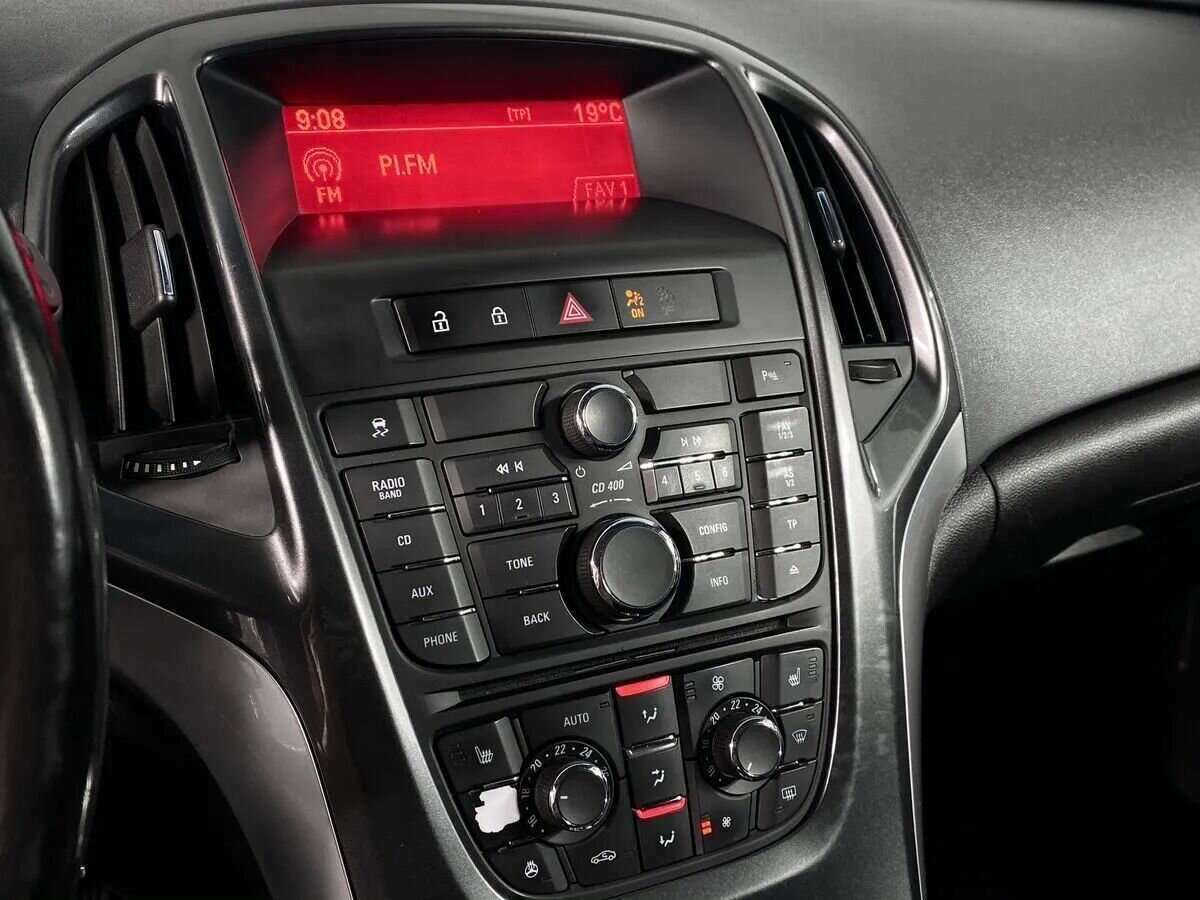 Купить Opel Astra, 2013, 199 500 км.. Фото: #12