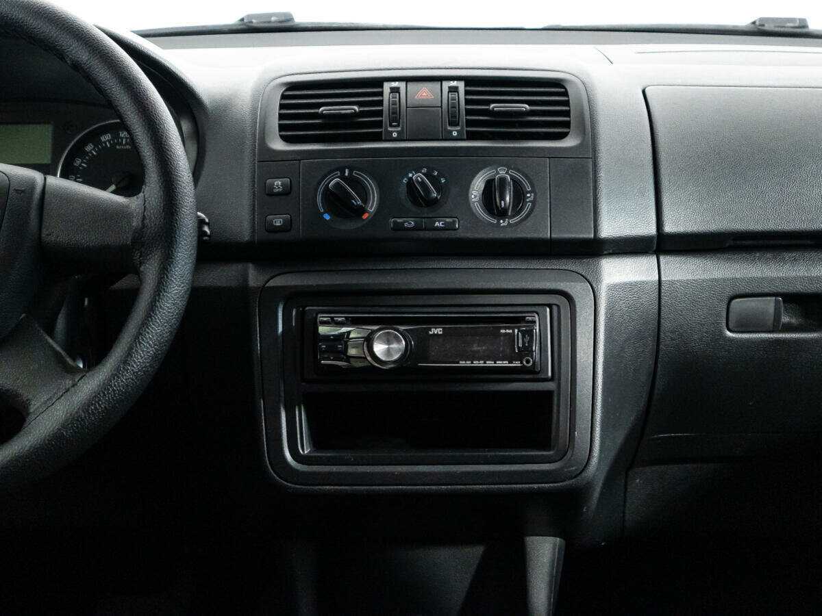 Купить Skoda Fabia, 2012, 184 196 км.. Фото: #12