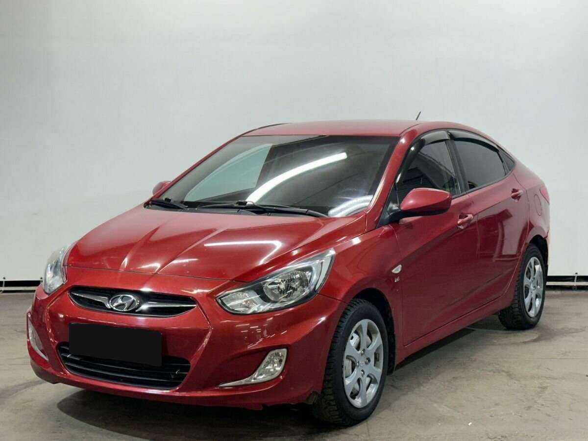 Купить Hyundai Solaris, 2013, 196 613 км.. Посмотреть фото