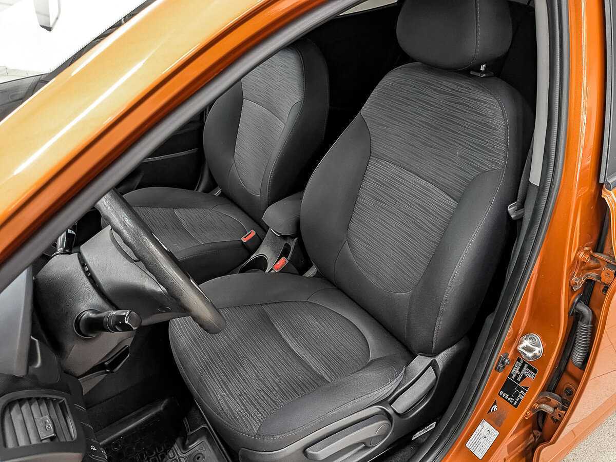 Купить Hyundai Solaris, 2015, 103 640 км.. Фото: #17