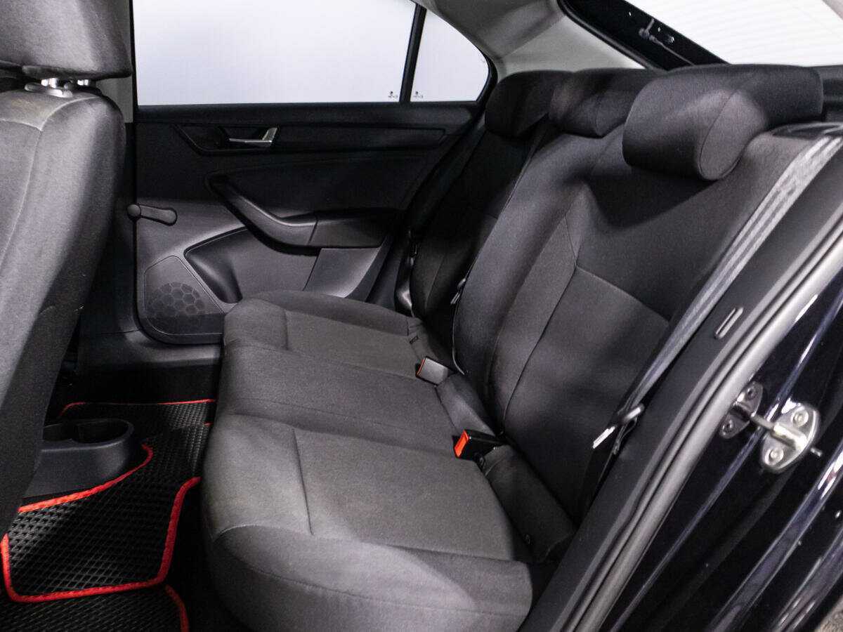 Купить Skoda Rapid, 2018, 45 559 км.. Фото: #9