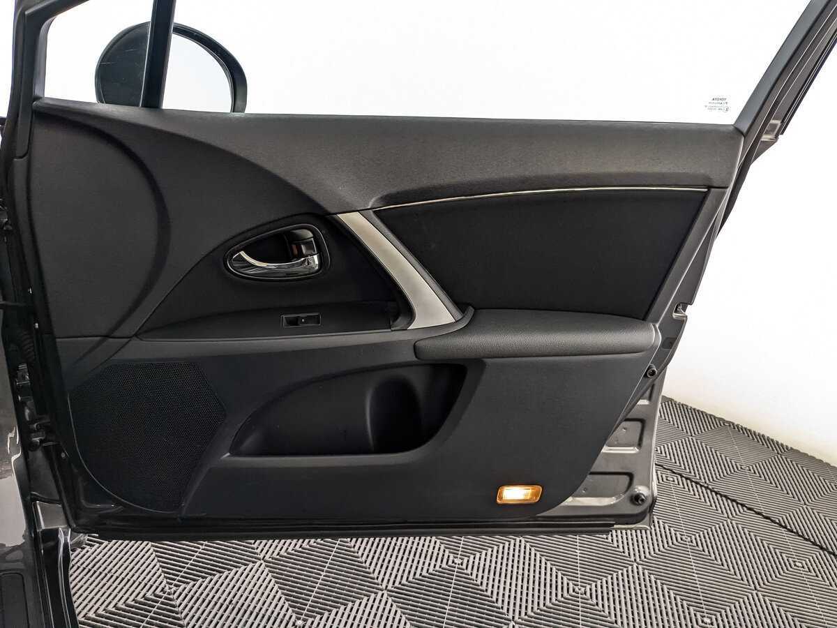 Купить Toyota Avensis, 2012, 87 994 км.. Фото: #19