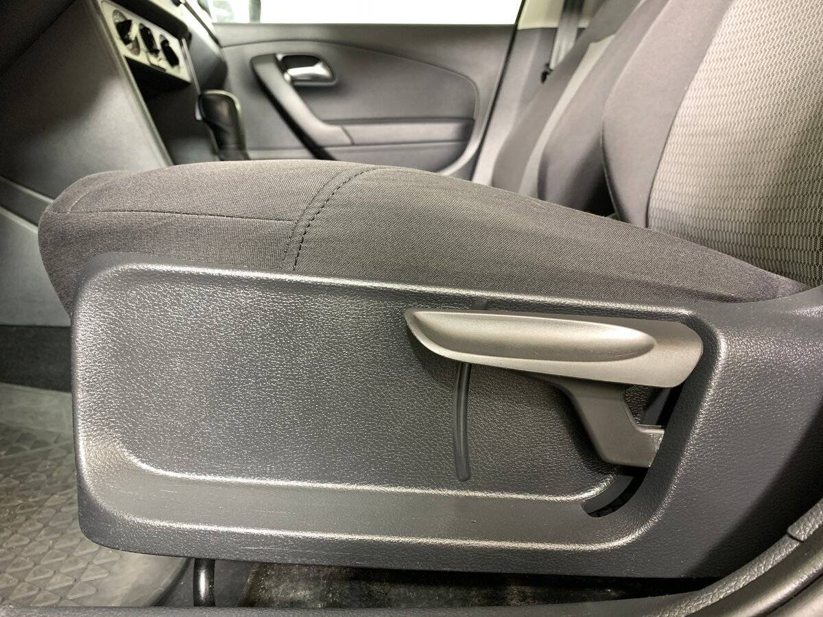 Купить Volkswagen Polo, 2014, 66 014 км.. Фото: #15