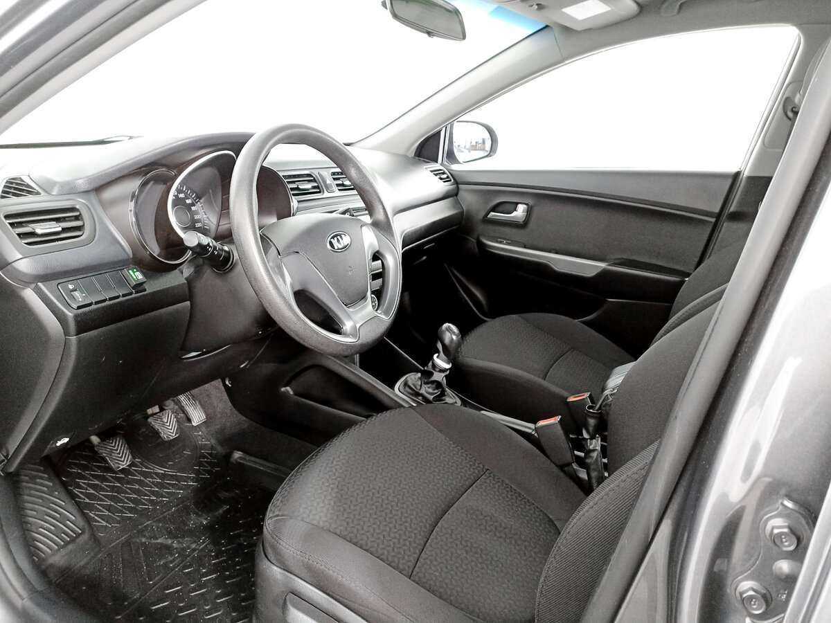 Купить Kia Rio, 2016, 155 324 км.. Фото: #11