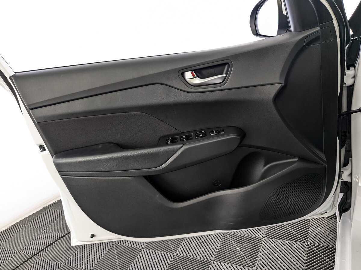 Купить Hyundai Solaris, 2022, 48 210 км.. Фото: #14