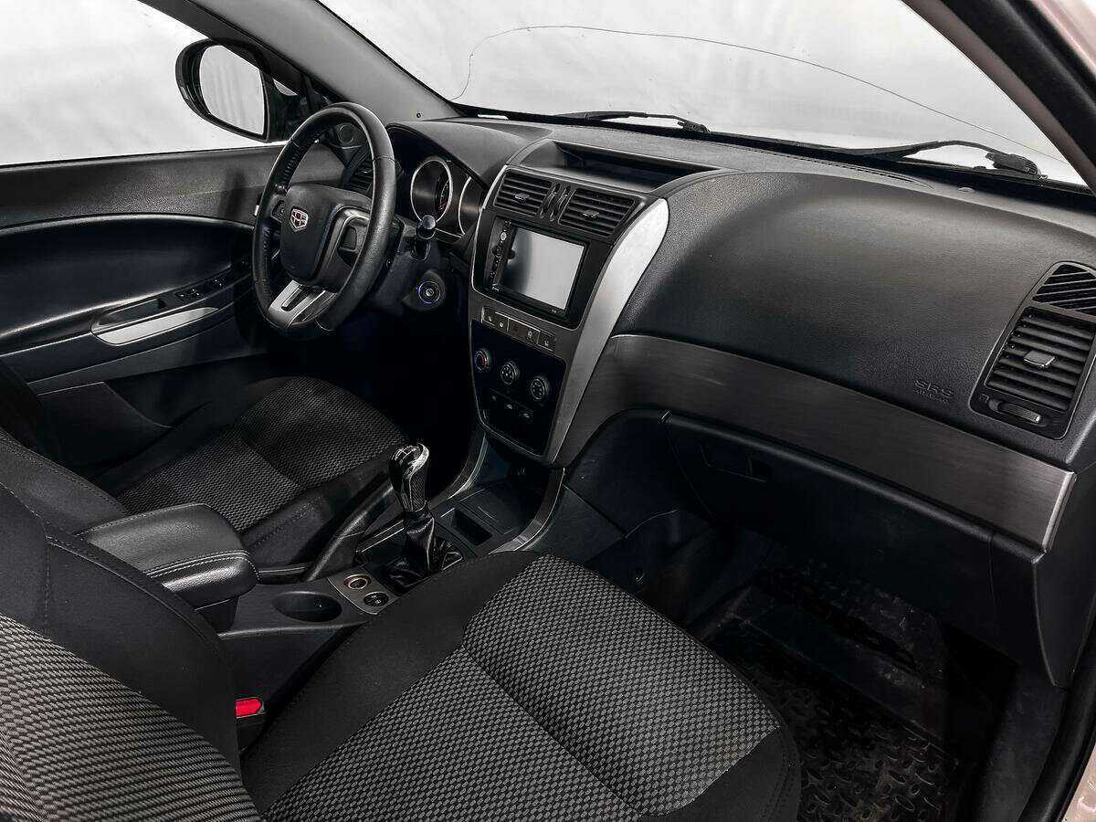 Купить Geely Emgrand X7, 2015, 113 987 км.. Фото: #10