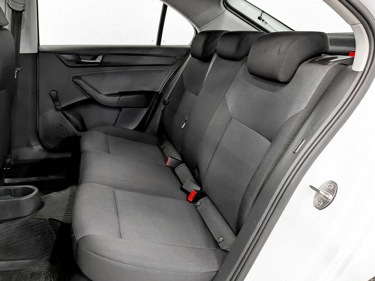 Купить Skoda Rapid, 2017, 176 367 км.. Фото: #11
