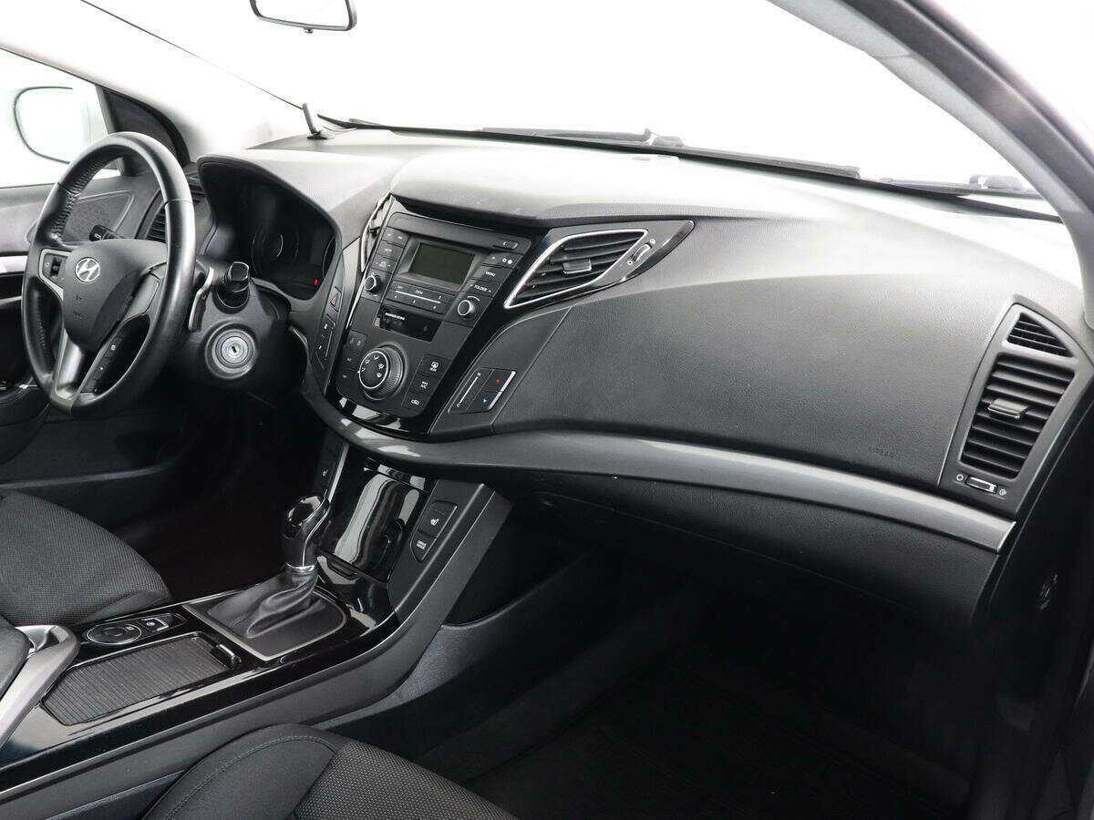Купить Hyundai i40, 2016, 76 258 км.. Фото: #8