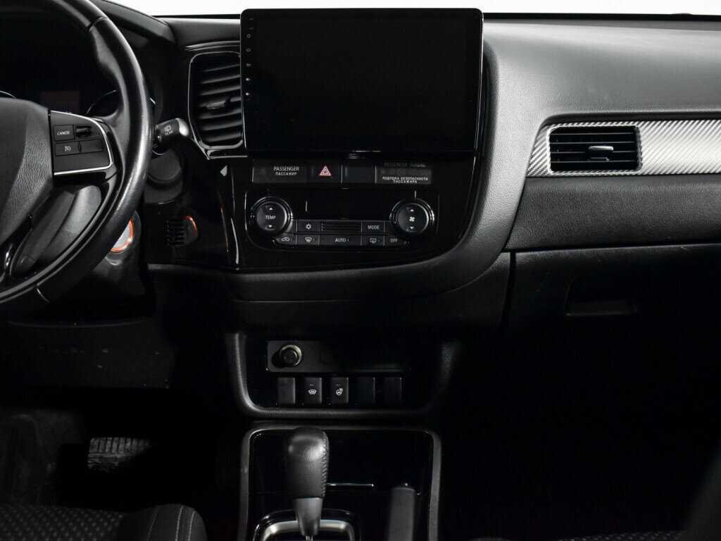 Купить Mitsubishi Outlander, 2017, 130 150 км.. Фото: #14