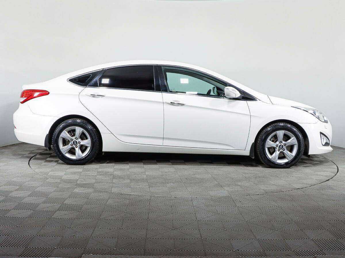 Купить Hyundai i40, 2013, 77 735 км.. Фото: #3