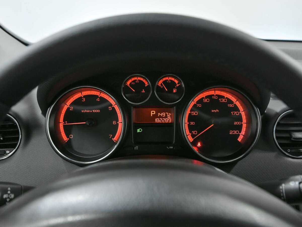 Купить Peugeot 408, 2012, 182 095 км.. Фото: #5