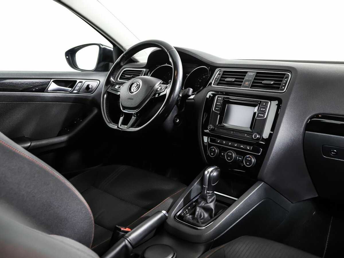 Купить Volkswagen Jetta, 2017, 66 437 км.. Фото: #8