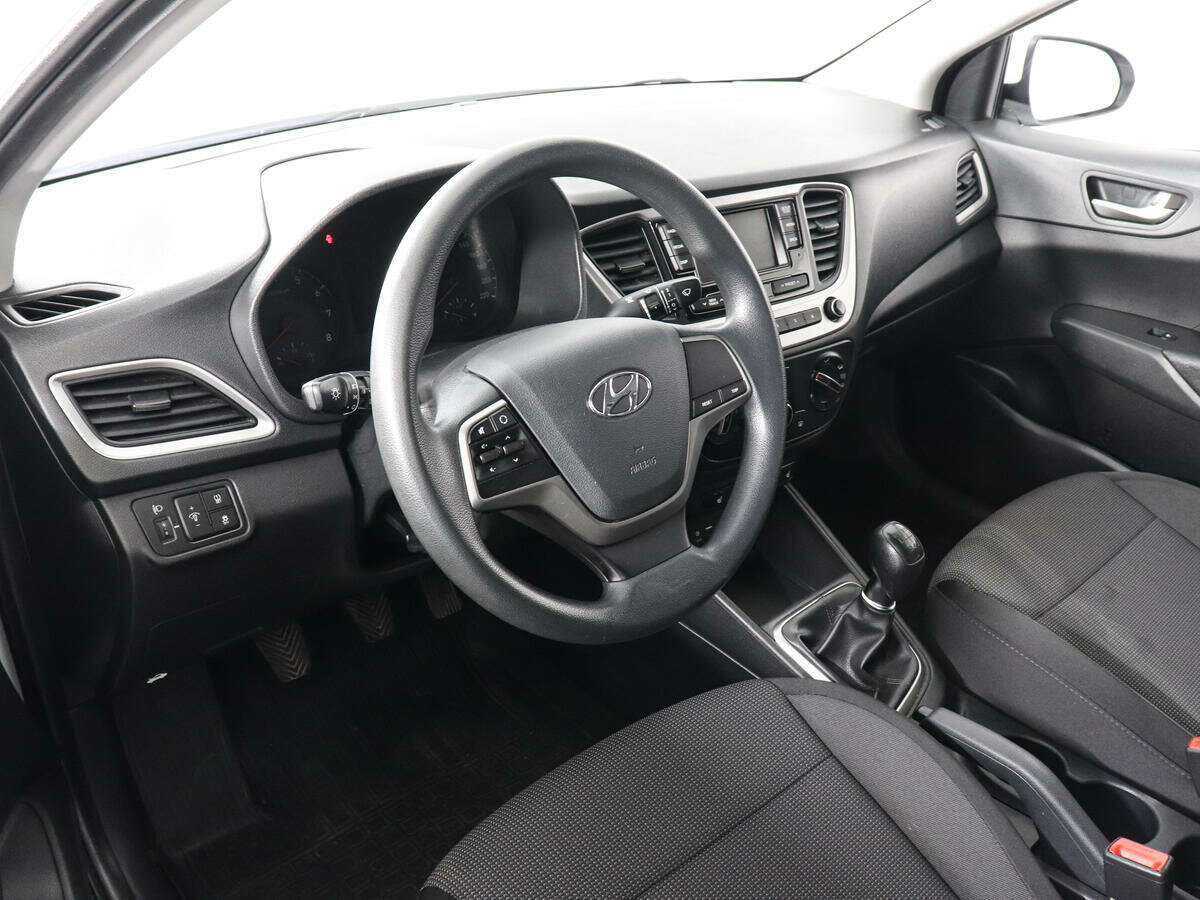 Купить Hyundai Solaris, 2018, 79 669 км.. Фото: #7