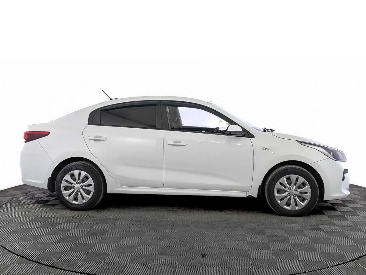 Купить Kia Rio, 2018, 121 000 км.. Фото: #3