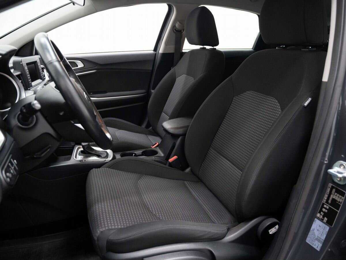 Купить Kia Ceed, 2018, 81 840 км.. Фото: #7