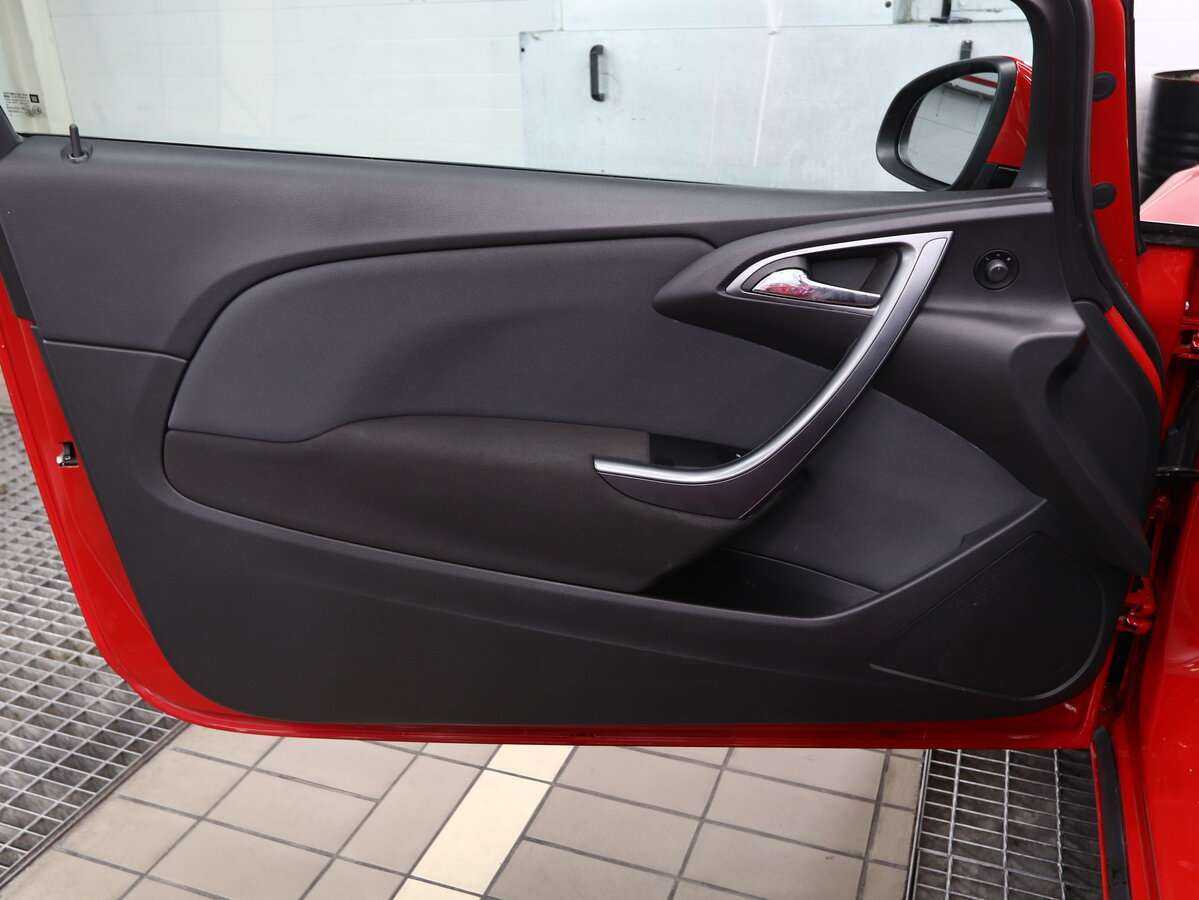 Купить Opel Astra, 2012, 190 000 км.. Фото: #5