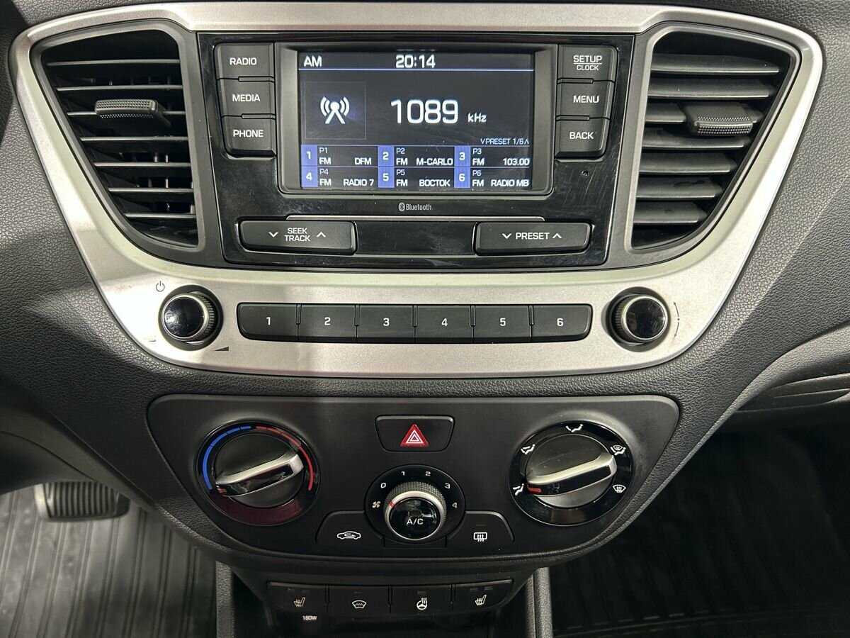 Купить Hyundai Solaris, 2017, 255 365 км.. Фото: #11