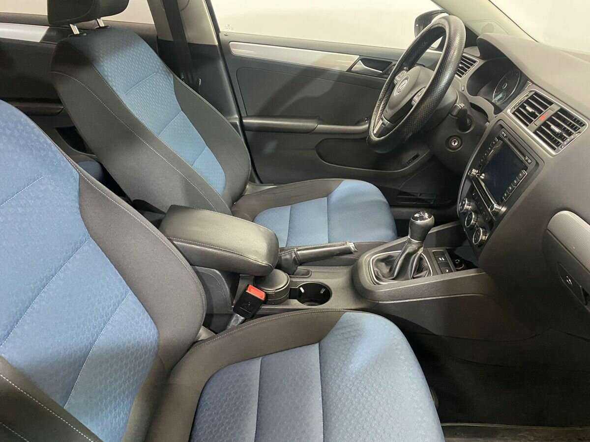 Купить Volkswagen Jetta, 2013, 125 800 км.. Фото: #7