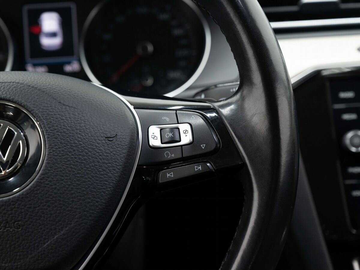 Купить Volkswagen Passat, 2017, 161 362 км.. Фото: #16
