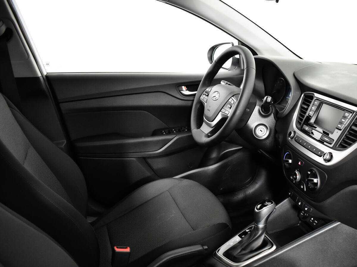 Купить Hyundai Solaris, 2017, 87 996 км.. Фото: #8