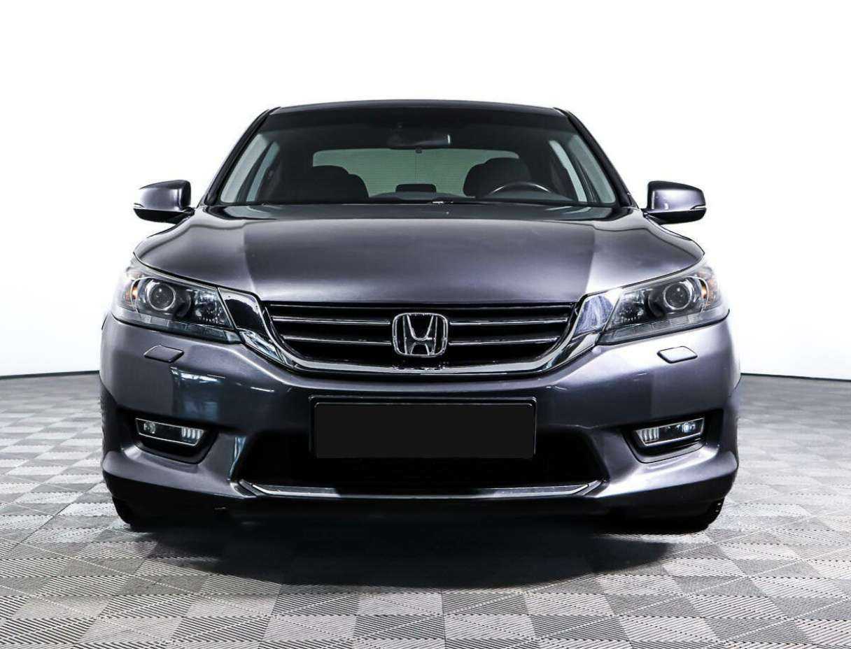Купить Honda Accord, 2013, 144 517 км.. Фото: #0