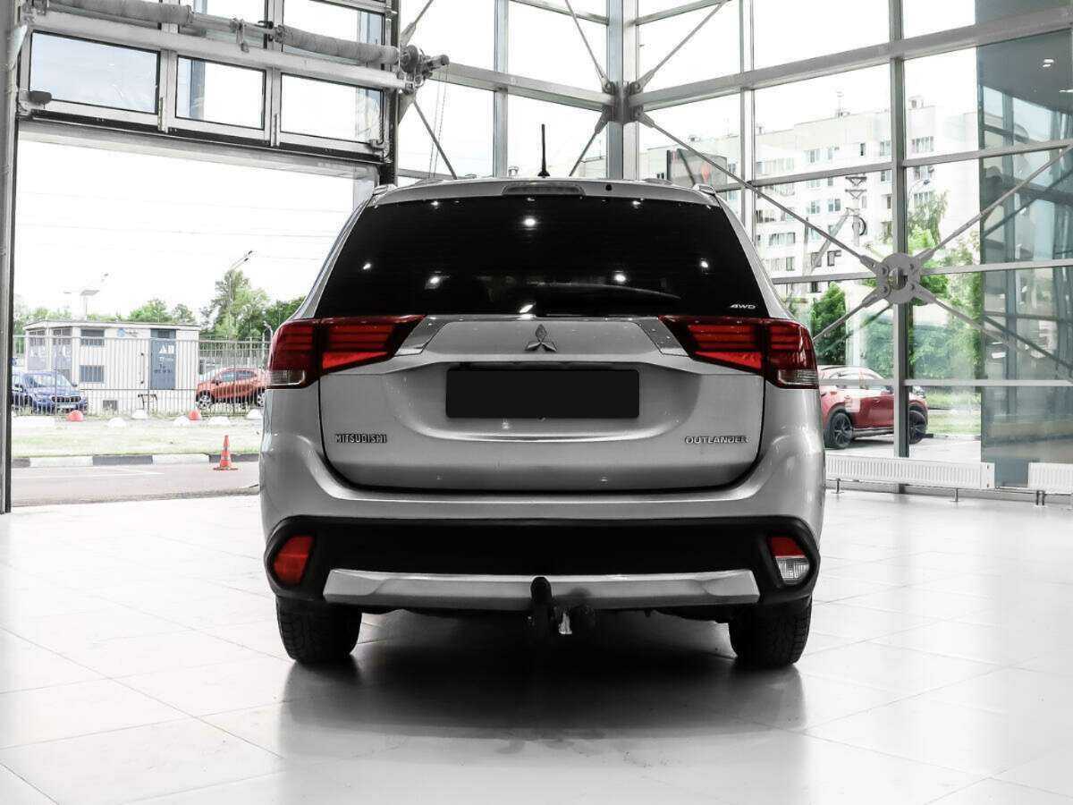 Купить Mitsubishi Outlander, 2016, 129 264 км.. Фото: #5
