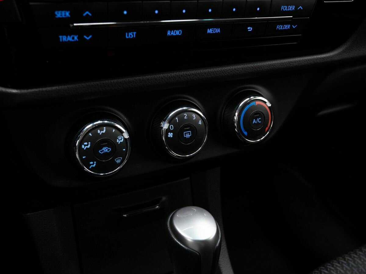 Купить Toyota Corolla, 2015, 132 149 км.. Фото: #18