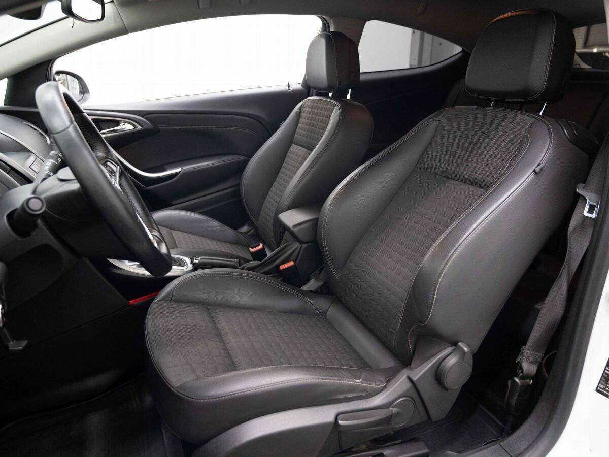 Купить Opel Astra, 2012, 190 009 км.. Фото: #7