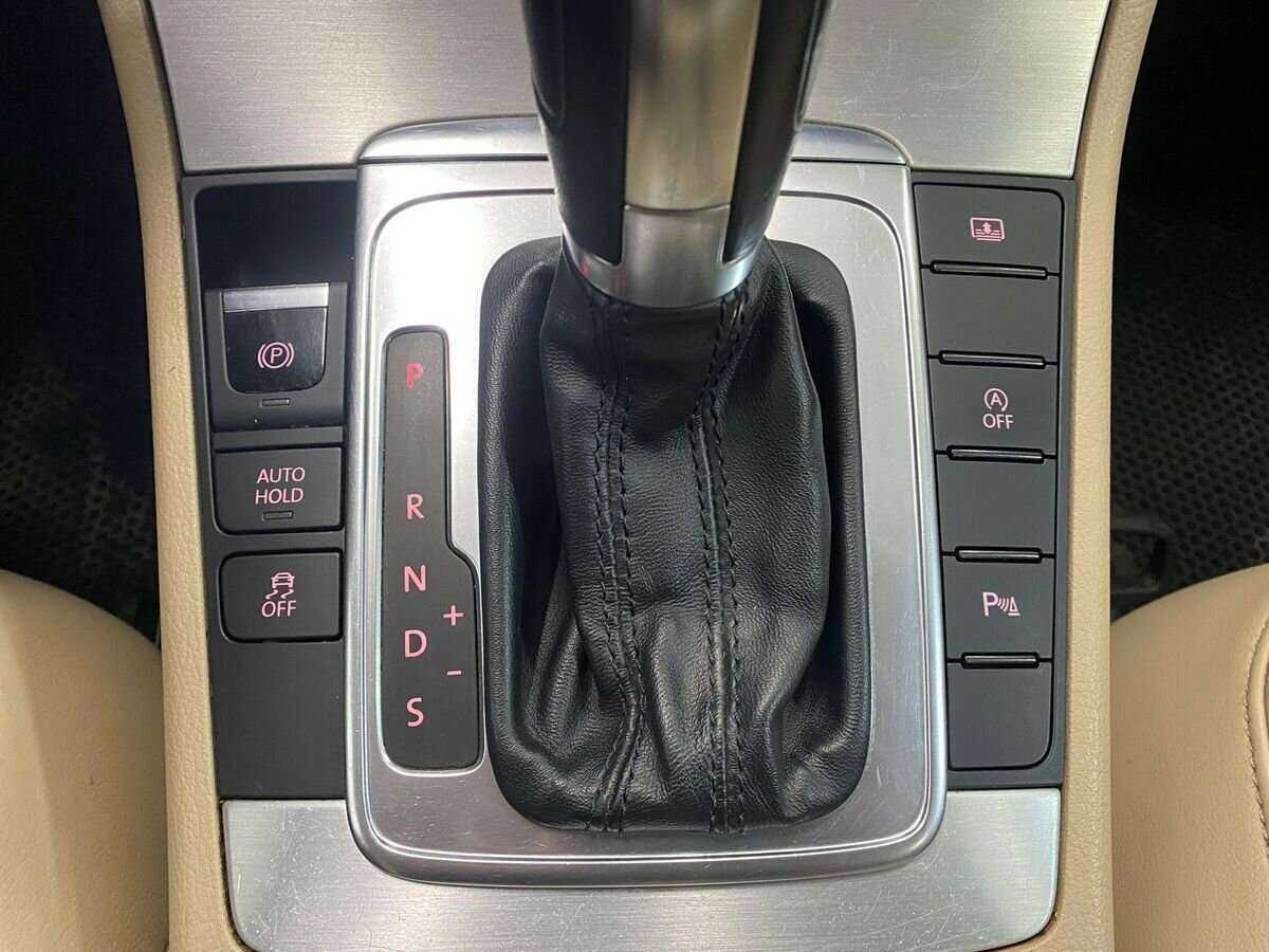 Купить Volkswagen Passat, 2012, 226 864 км.. Фото: #15