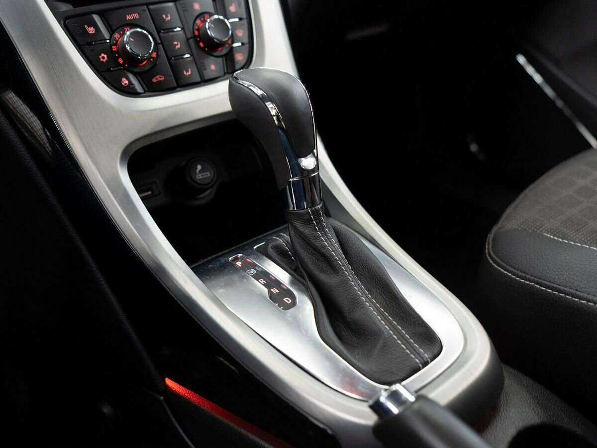 Купить Opel Astra, 2012, 151 000 км.. Фото: #11