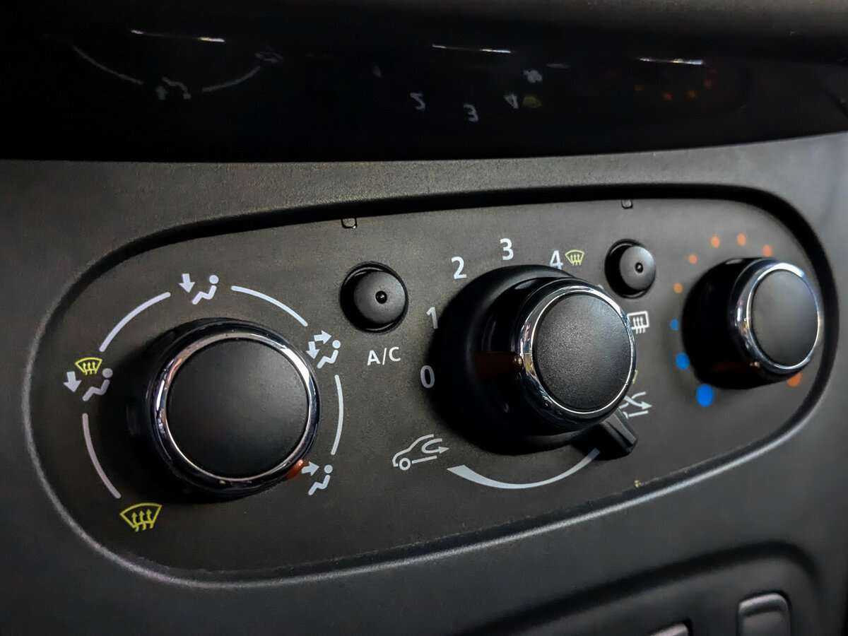 Купить Renault Logan, 2017, 77 898 км.. Фото: #20