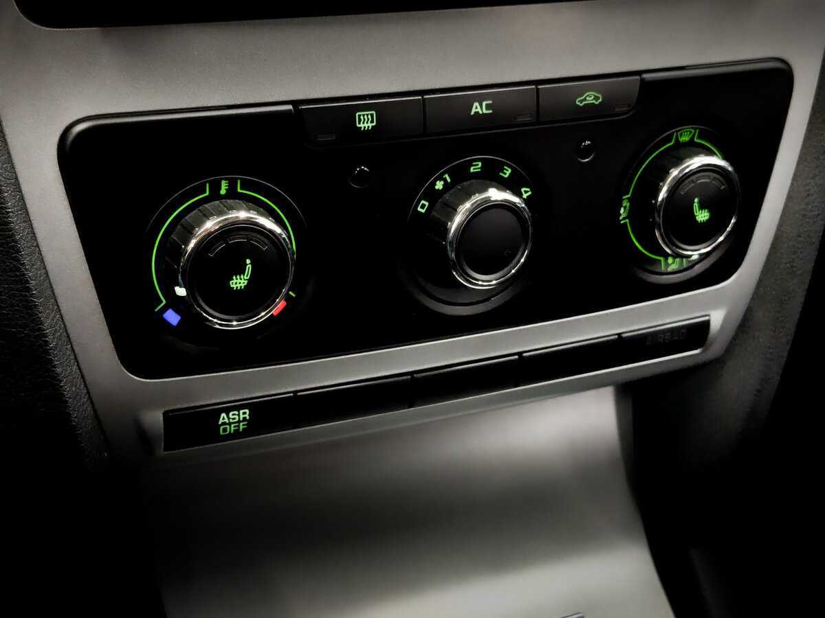 Купить Skoda Octavia, 2013, 162 320 км.. Фото: #23