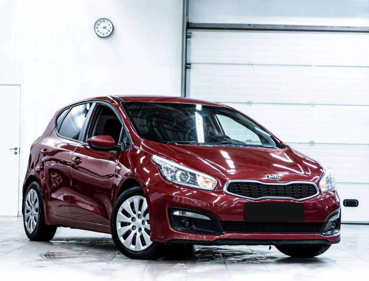 Купить Kia Ceed, 2018, 91 800 км.. Фото: #1