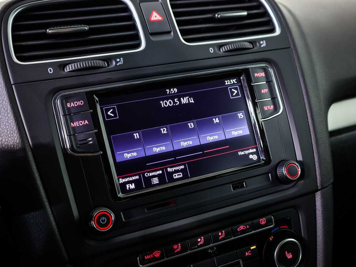 Купить Volkswagen Golf, 2012, 92 591 км.. Фото: #12