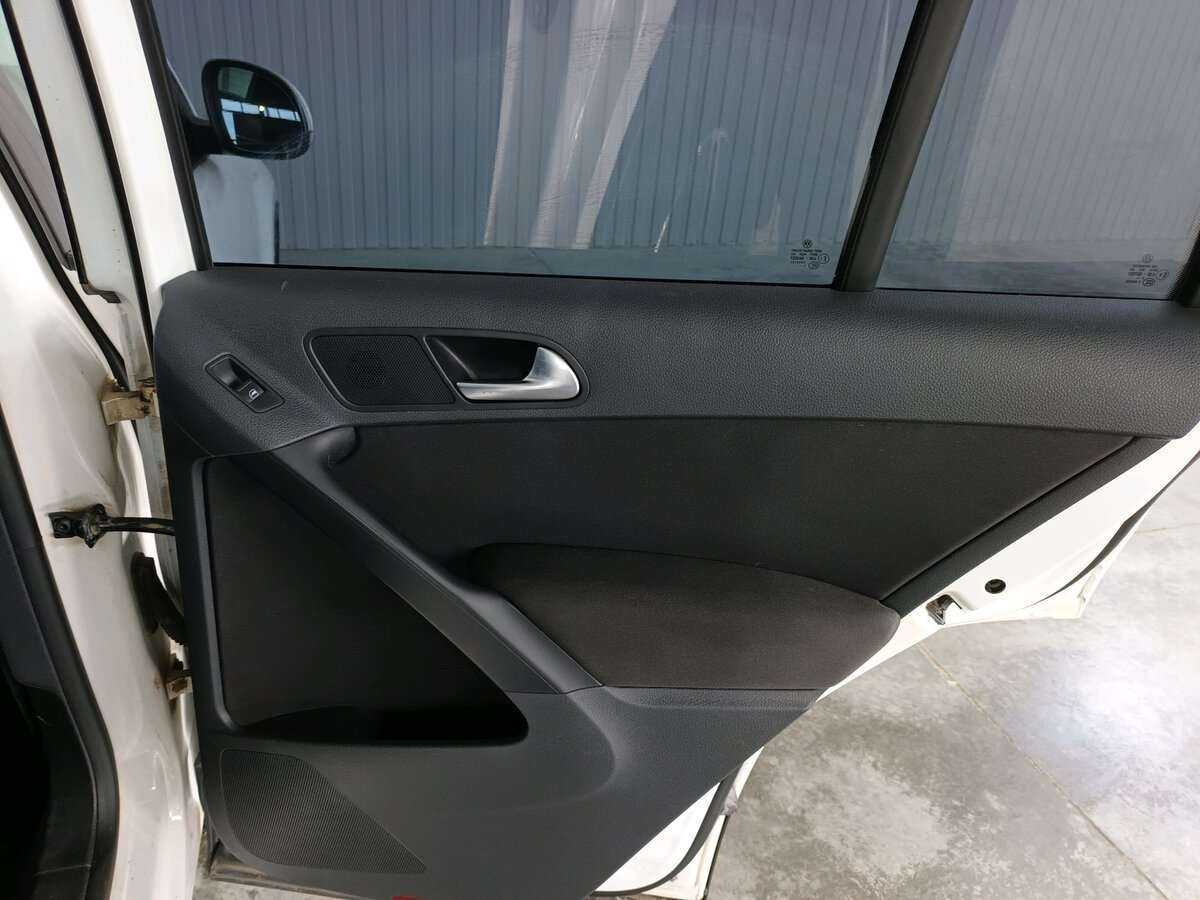 Купить Volkswagen Tiguan, 2013, 191 761 км.. Фото: #19