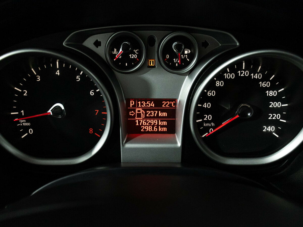 Купить Ford Kuga, 2012, 176 294 км.. Фото: #11