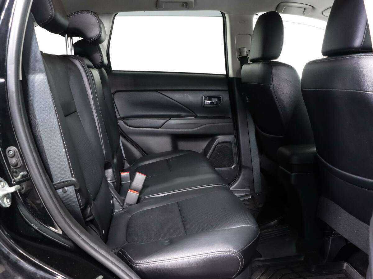 Купить Mitsubishi Outlander, 2018, 135 735 км.. Фото: #9