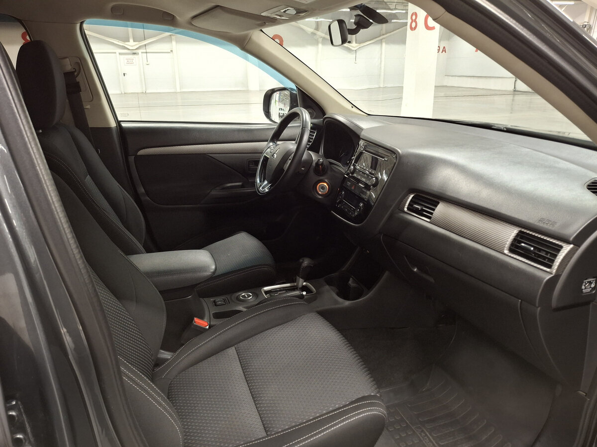 Купить Mitsubishi Outlander, 2015, 174 713 км.. Фото: #10