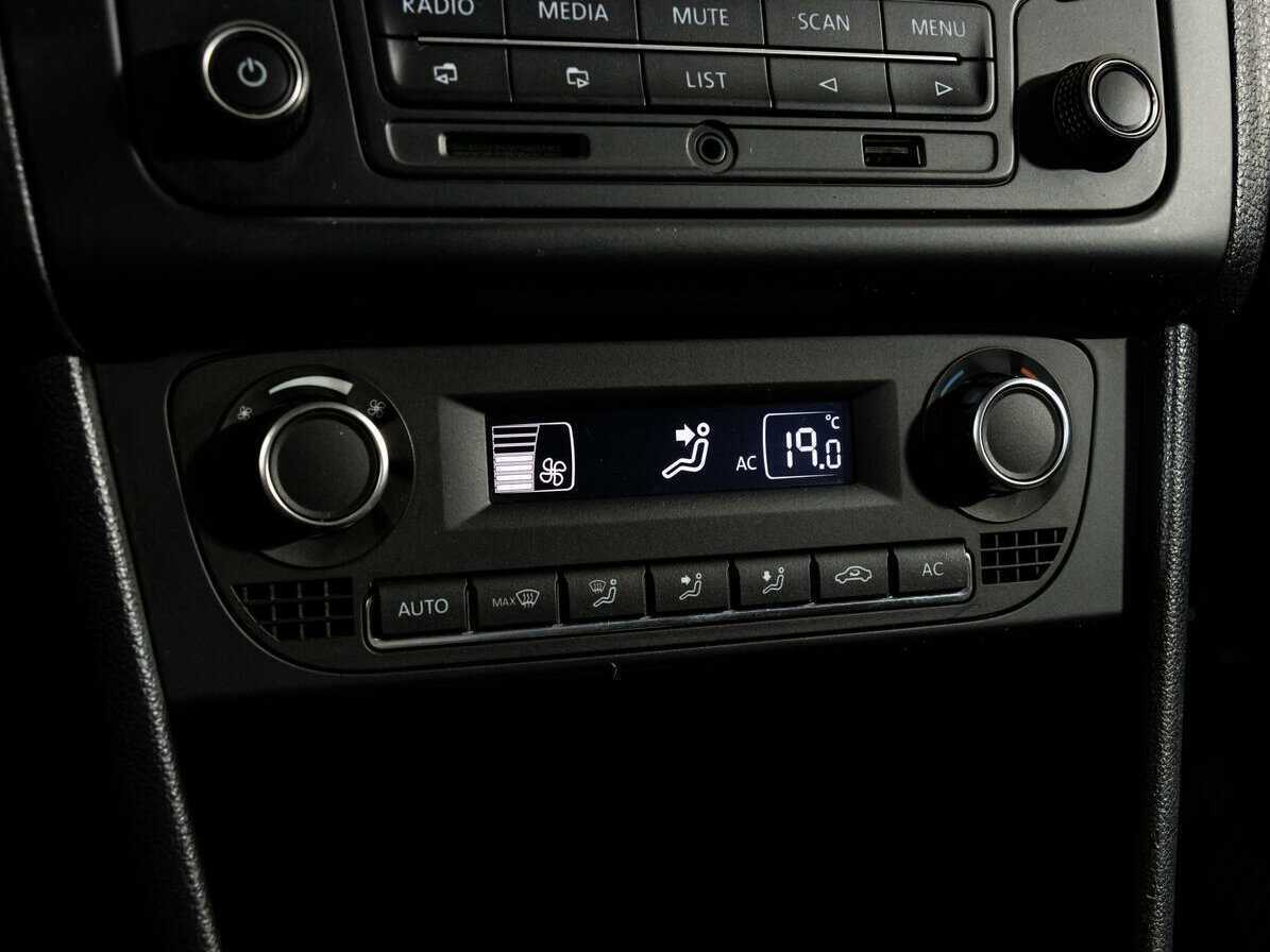 Купить Volkswagen Polo, 2013, 182 006 км.. Фото: #10