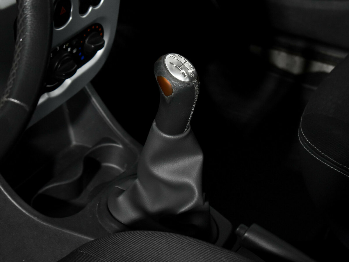 Купить Renault Sandero, 2012, 158 358 км.. Фото: #9