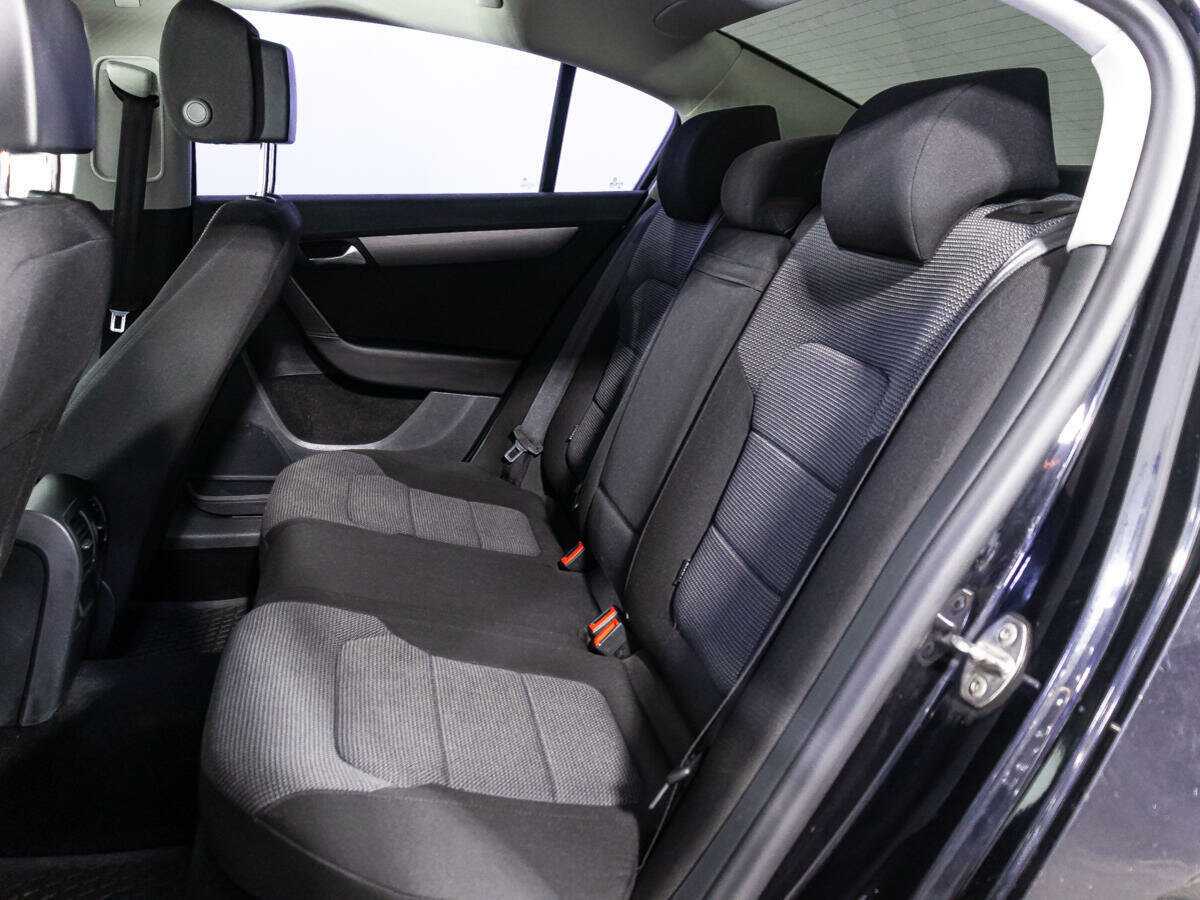 Купить Volkswagen Passat, 2013, 230 742 км.. Фото: #9
