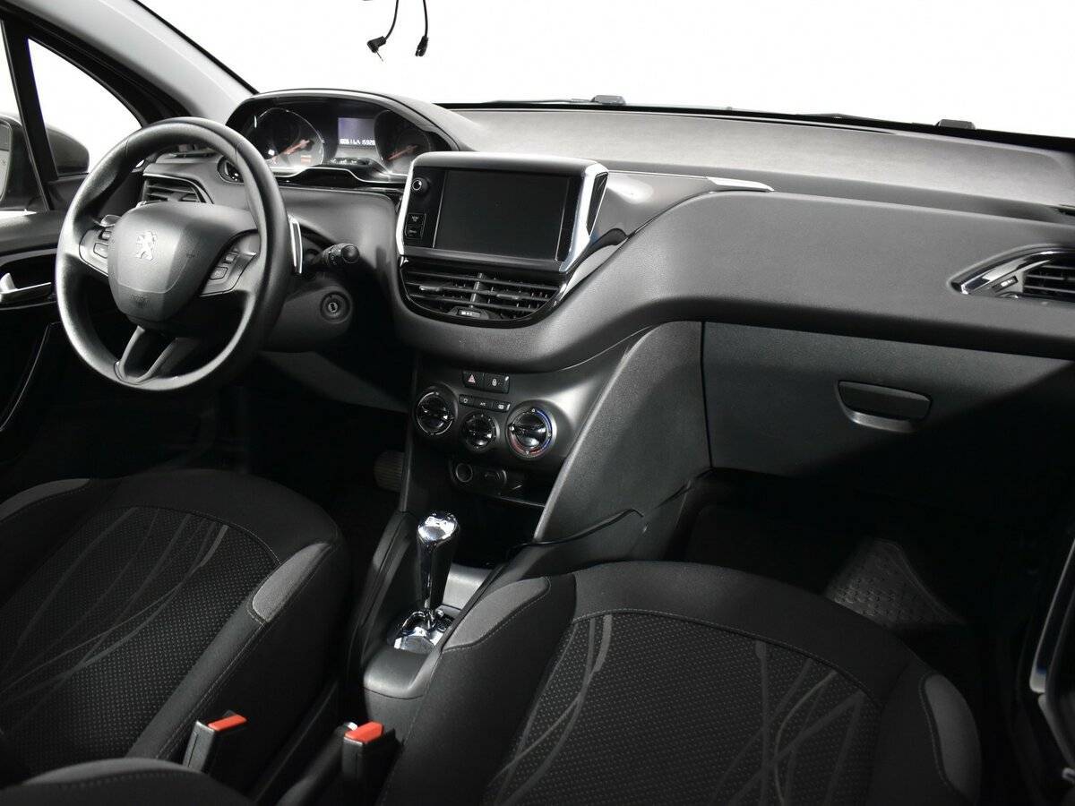 Купить Peugeot 208, 2014, 130 000 км.. Фото: #9