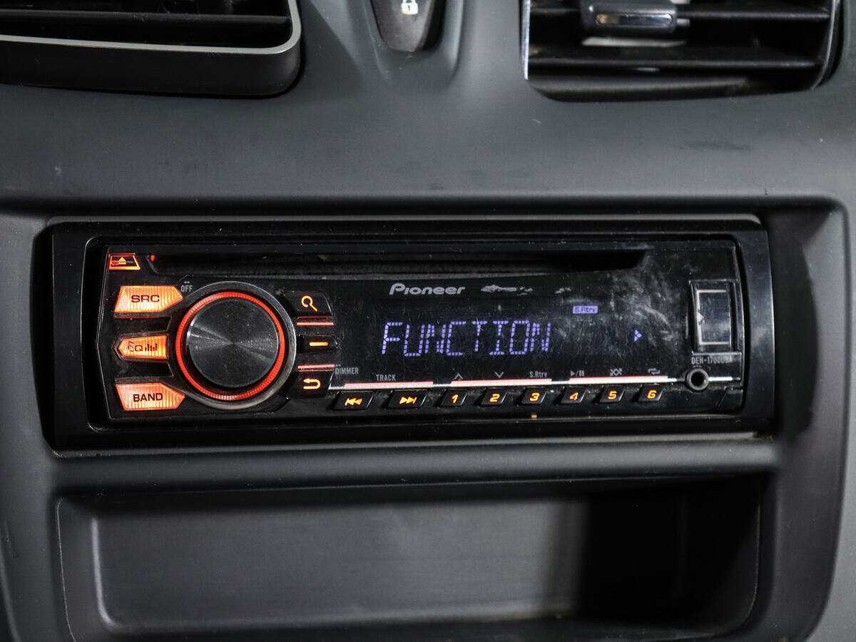 Купить Renault Sandero, 2015, 128 083 км.. Фото: #18