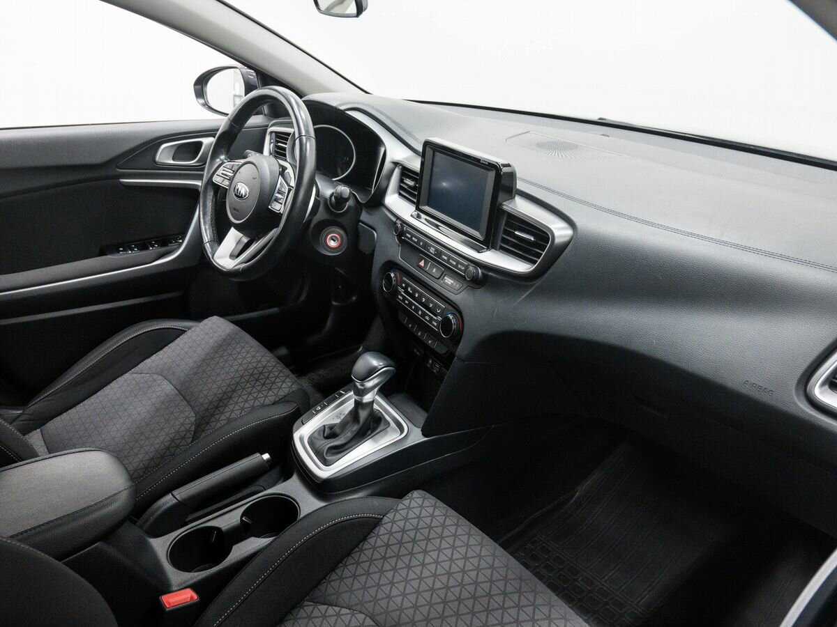 Купить Kia Ceed, 2019, 93 000 км.. Фото: #7