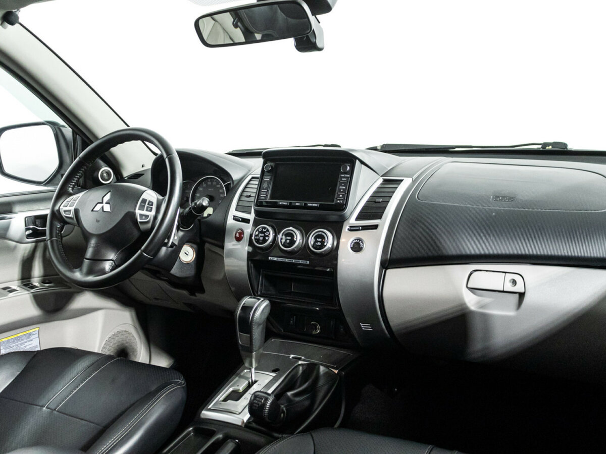 Купить Mitsubishi Pajero Sport, 2013, 230 570 км.. Фото: #6